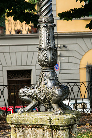 Love the Light Posts
