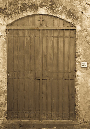 I love the doors in Italy