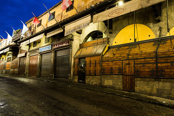 Ponte Vecchio before Sunrise